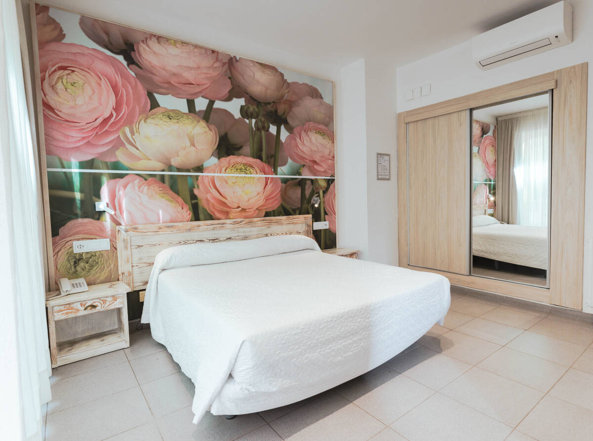 Doble amb balcó carrer lateral