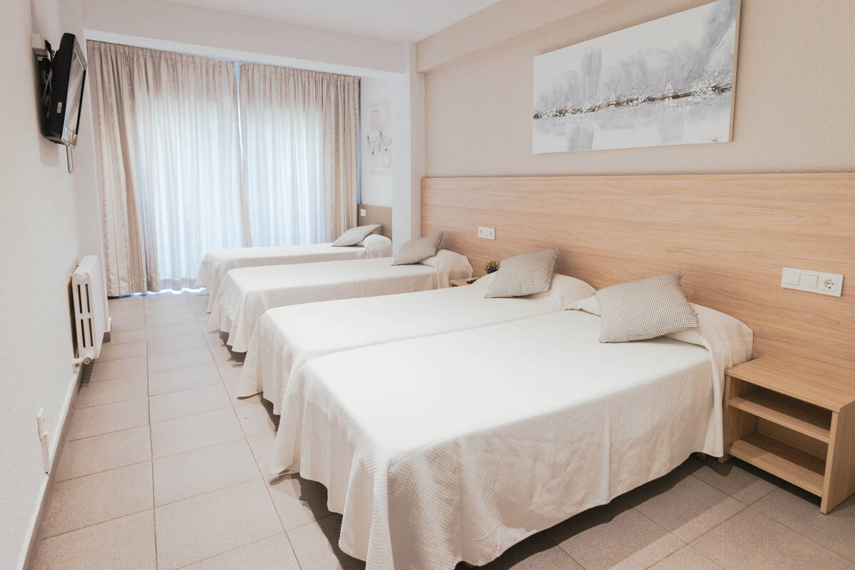 Quadruple with balcony 